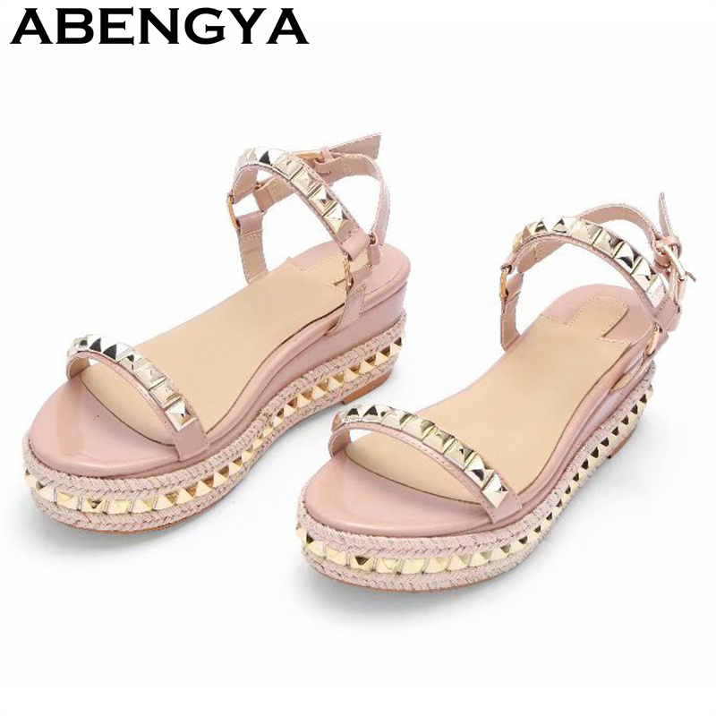 Classic Fashion Thick Sole Pla - Leather Classic Strap 评论和价格